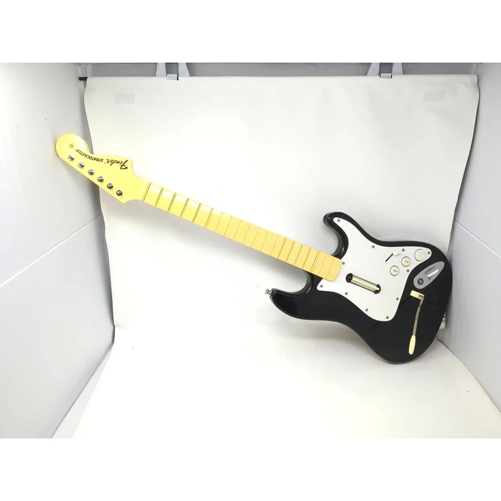 Playstation RockBand Harmonix Fender Stratocaster Guitar Model 822151 No Dongle